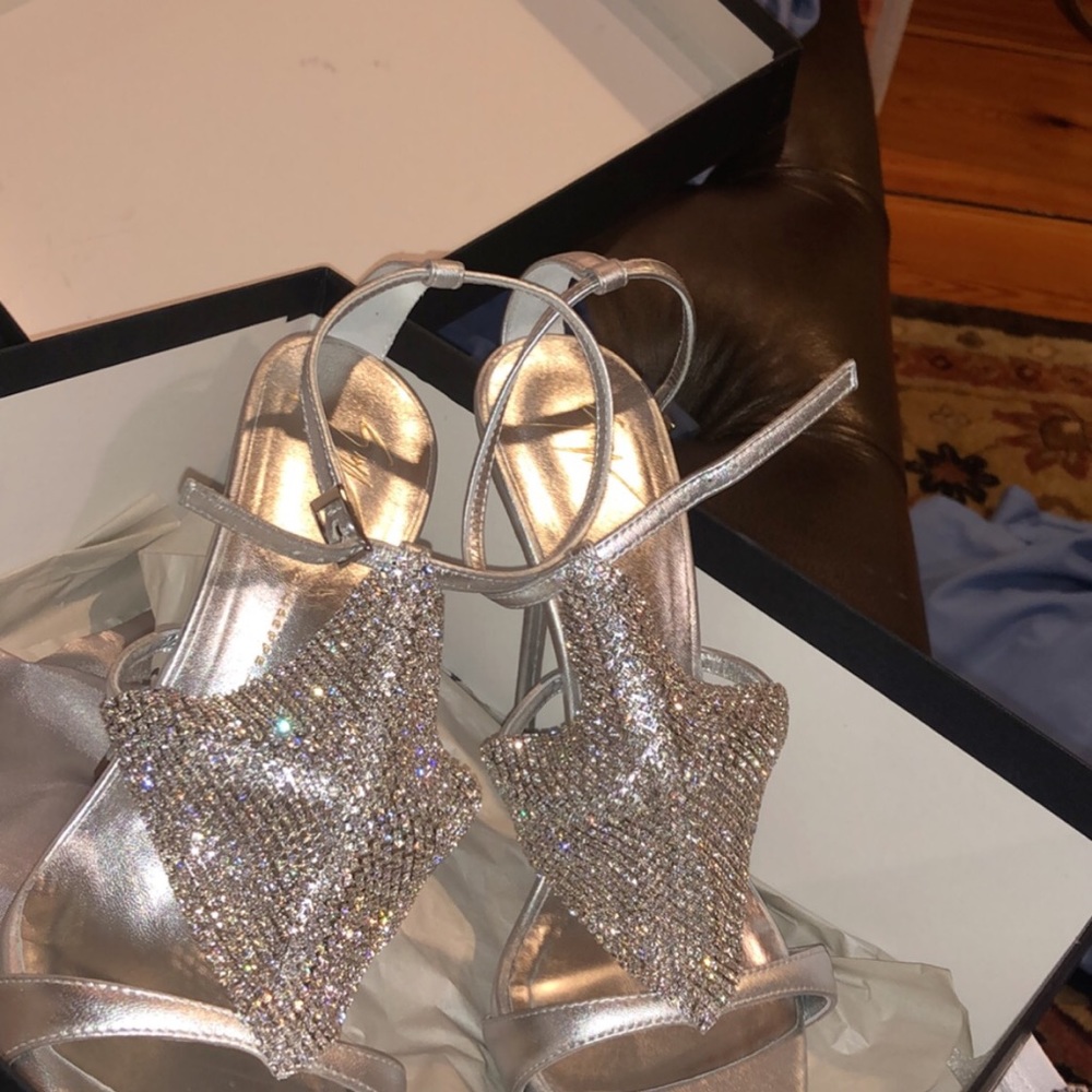 SOLD Giuseppe Zanotti Heels - Picture 4 of 5